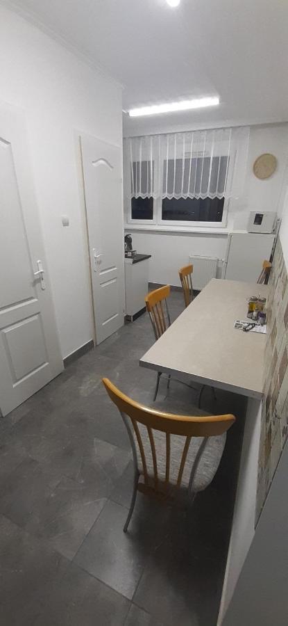 Panel Hause Kazincbarcika Apartment Ngoại thất bức ảnh