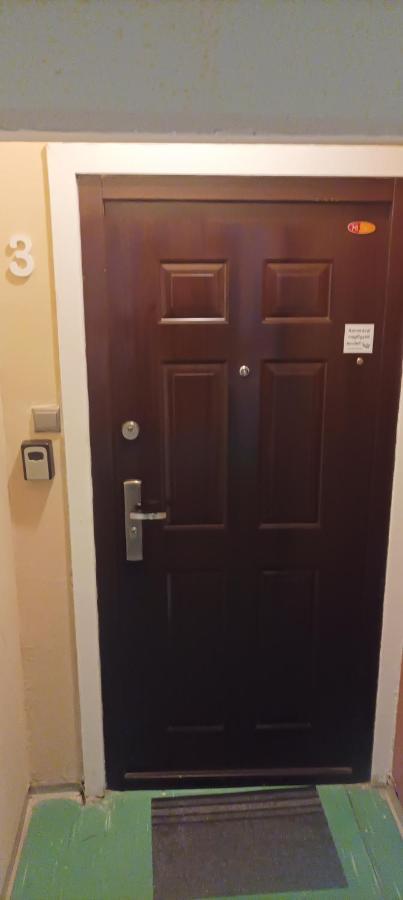 Panel Hause Kazincbarcika Apartment Phòng bức ảnh